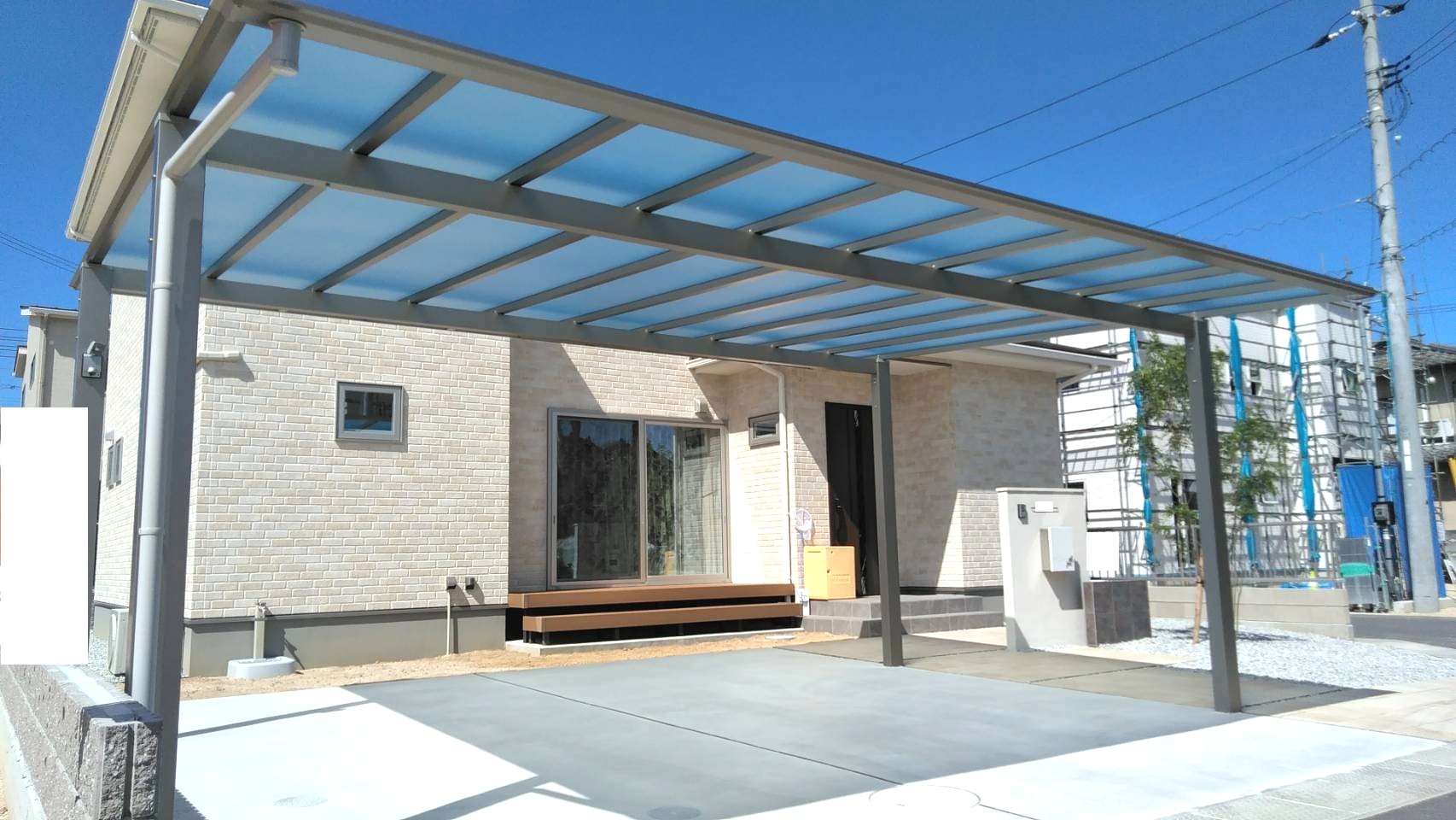 カーポート施工事例|(株)カインズガーデン-香川県の<庭 壁 塀>庭・外まわり工事店-外塀工事・駐車場・雑草対策・人工芝 カーポート施工事例|(株)カインズガーデン-香川県の<庭 壁 塀>庭・外まわり工事店-外塀工事・駐車場・雑草対策・人工芝