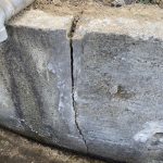 ブロック塀・外塀基礎のヒビ・亀裂｜香川県の外塀・外庭リフォーム工事専門店 (株)カインズガーデン