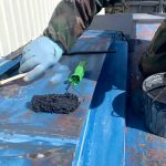 香川県高松市【板金屋根リフォーム工事続報】板金にサビ止め塗装！｜香川県の庭壁塀 外まわり工事専門店(株)カインズガーデン