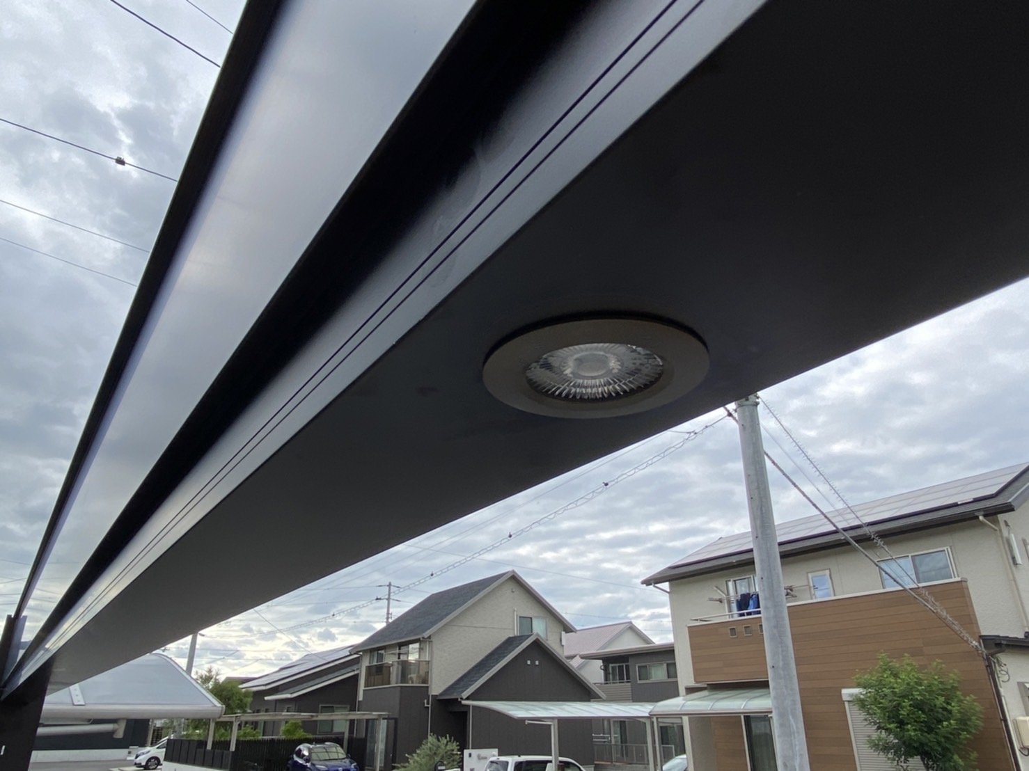 【香川県高松市円座町Ｋ様邸9-10日目】カーポート「Uスタイルアゼスト」ご紹介と梁下配線・ダウンライト＆テラス設置開始