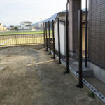 【坂出市林田町】目隠しスクリーン柱建て完了！ (株)カインズガーデン｜香川県の庭・外周リフォーム工事／修繕／メンテナンス