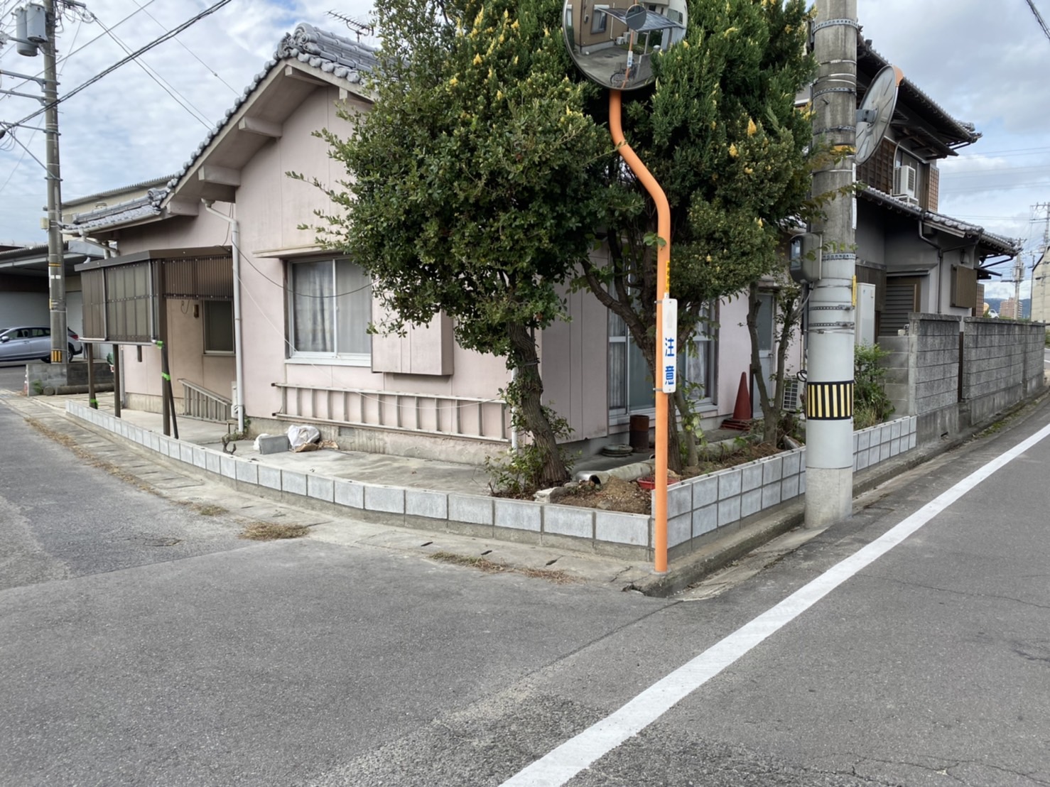 【香川県高松市春日町・U様邸ブロック塀リフォーム工事】ブロック新設 (株)カインズガーデン｜庭・外周りリフォーム専門店