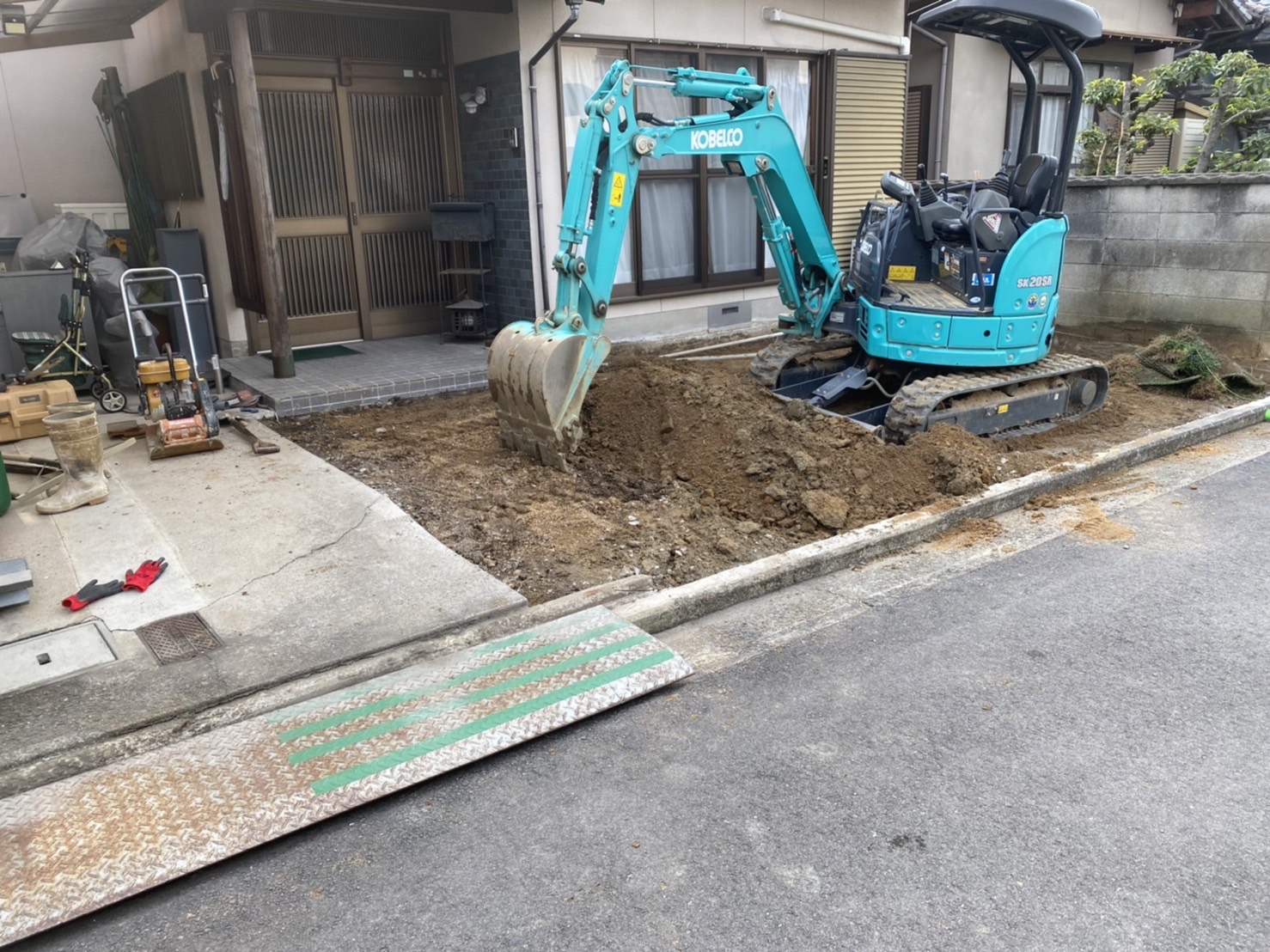 宇多津町Ｔ様邸・お庭リフォーム工事【続２】(株)カインズガーデン｜香川県の＜庭 壁 塀＞庭・外まわり工事専門店