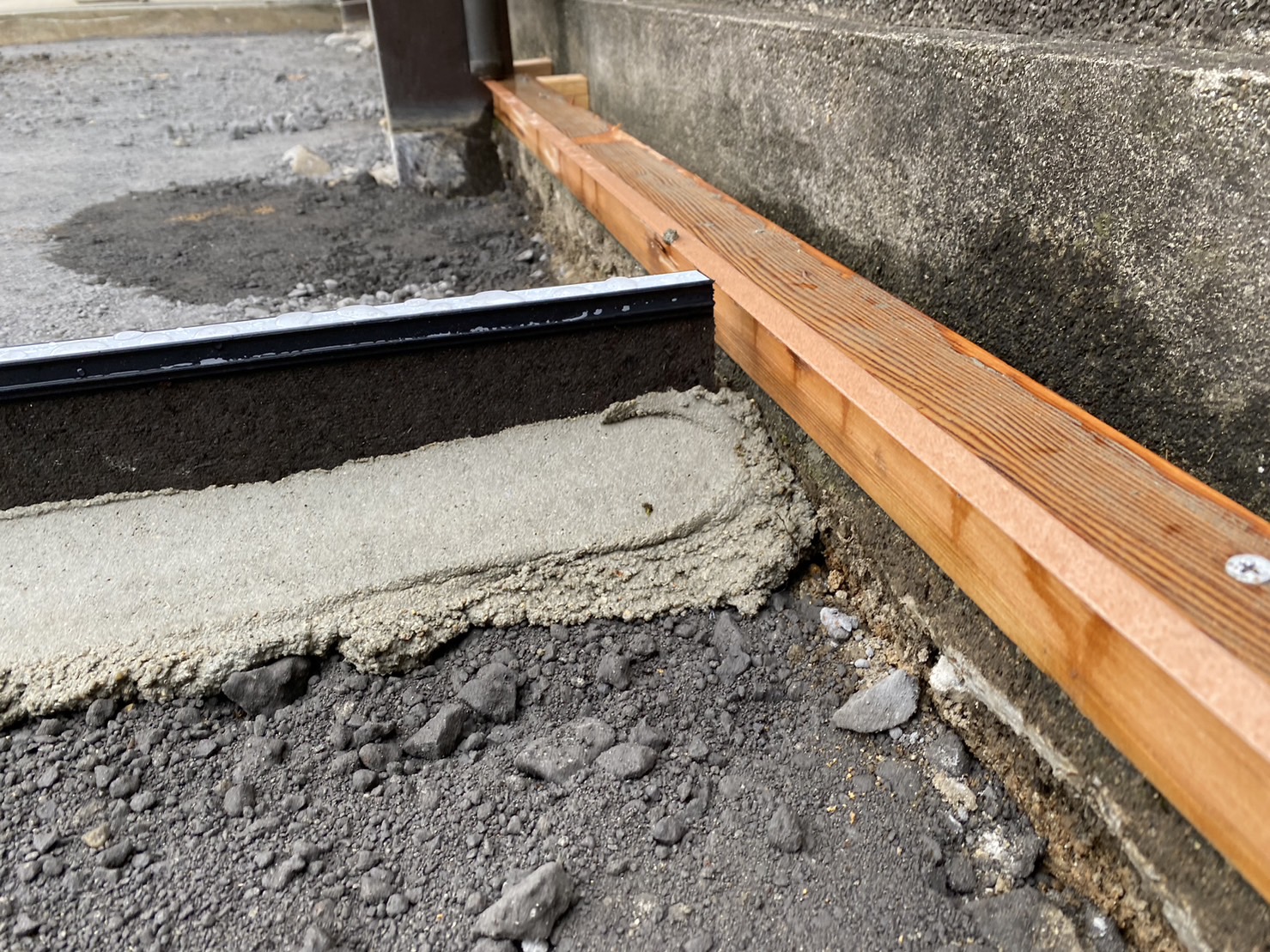 【三豊市】土間コンクリート１回目打設準備 (株)カインズガーデン｜香川のシンプルな外構・エクステリア・庭リフォーム工事