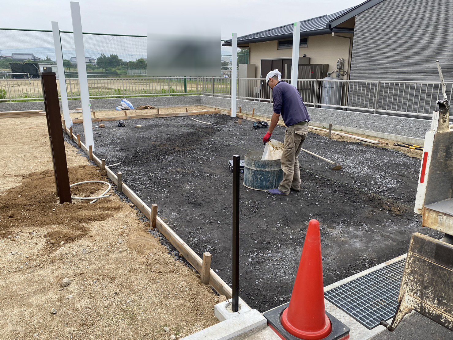 【高瀬町Ｈ様邸】土間コンクリート打設は順延。。 (株)カインズガーデン｜香川の庭リフォーム工事，外構・エクステリア工事
