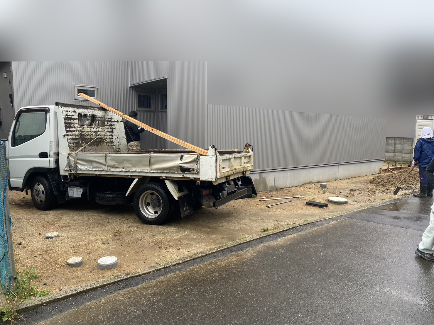 【高松市Ｍ様邸】外構工事、本日スタート👷 (株)カインズガーデン｜香川の庭リフォーム工事，外構・エクステリア工事，修繕