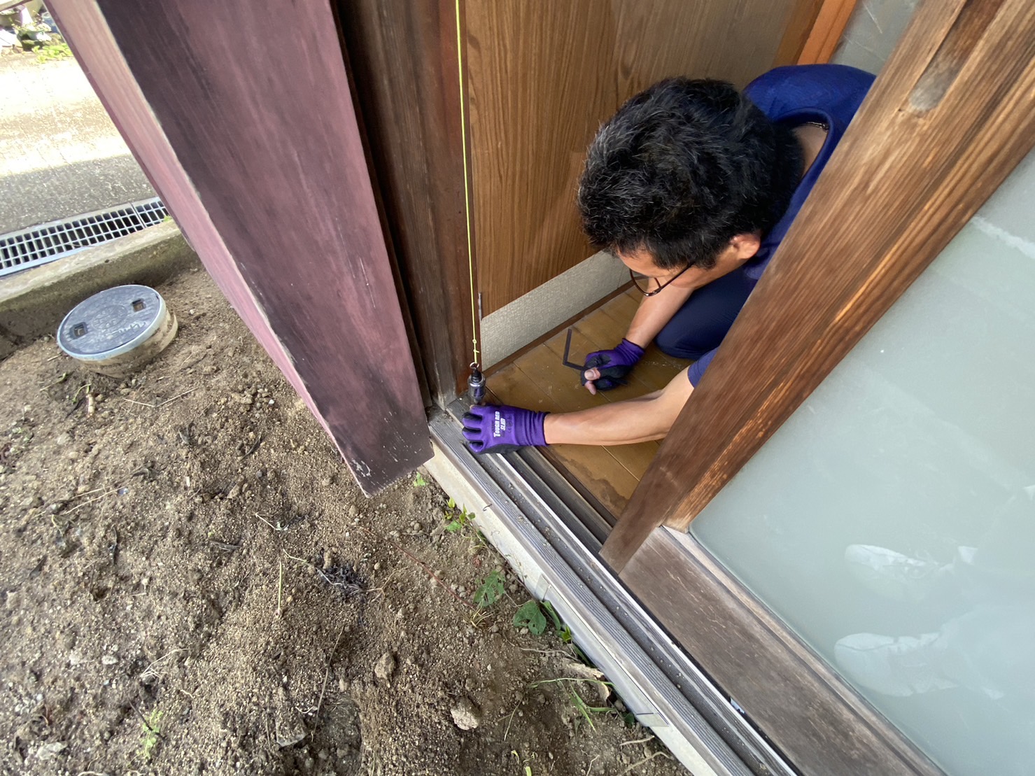 【綾川町Ｏ先生の塾】サッシ工事開始👷 (株)カインズガーデン｜香川の庭リフォーム工事，外構・エクステリア工事，修繕工事