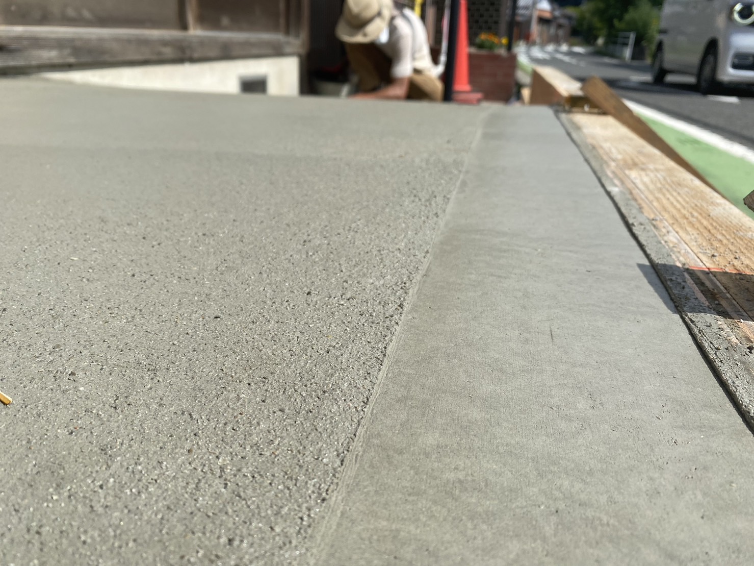 【綾川町Ｏ先生の塾】コンクリートスロープ工事 (株)カインズガーデン｜香川の庭リフォーム工事，外構エクステリア，修繕工事