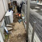 【香川県三豊市山本町M様邸】庭リフォーム工事/フェンス柱設置中 (株)カインズガーデン|香川の庭リフォーム工事,外構・エクステリア工事,改修工事