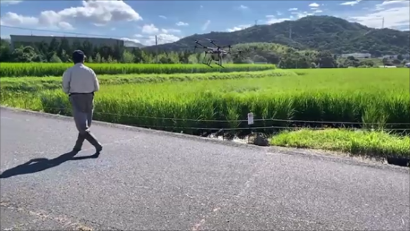 【鮮やかなドローン捌き】のどかな田んぼで出会ったドローン操縦士ｉｎ香川県 (株)カインズガーデン｜香川の庭リフォーム工事