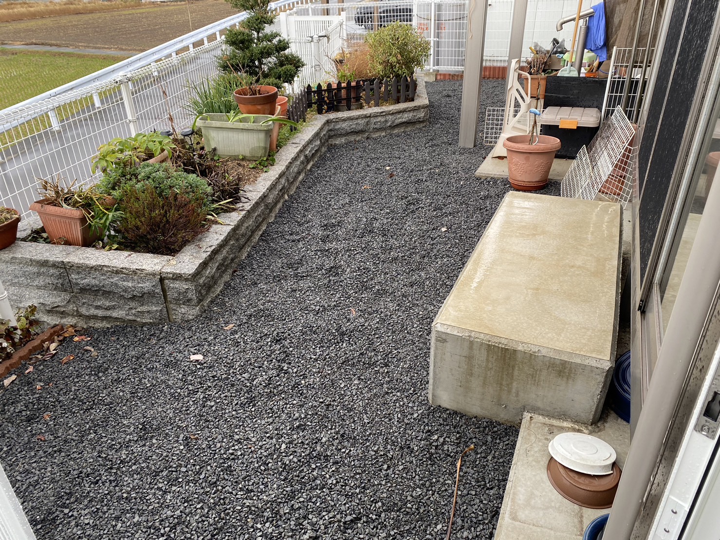 【香川県・香南町Ｏ様邸】手入れが楽な庭＆ドッグラン工事㊗完工㊗ (株)カインズガーデン｜香川の雑草対策，庭リフォーム工事，庭仕舞い