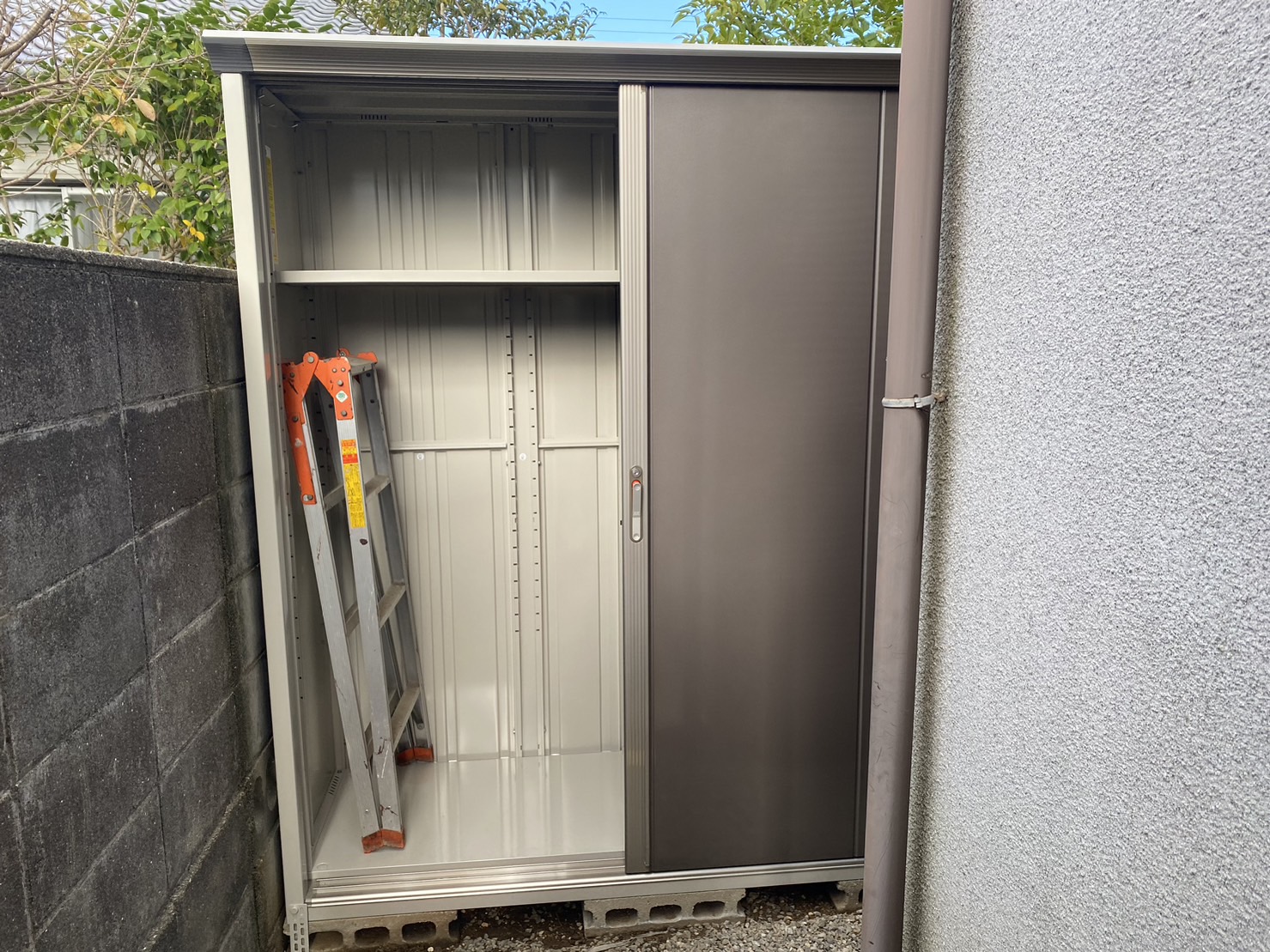 【香川県・綾川町Ｓ様邸】物置撤去と物置設置／庭木剪定㊗完工㊗ (株)カインズガーデン｜香川県の庭リフォーム工事，庭仕舞い，修繕工事