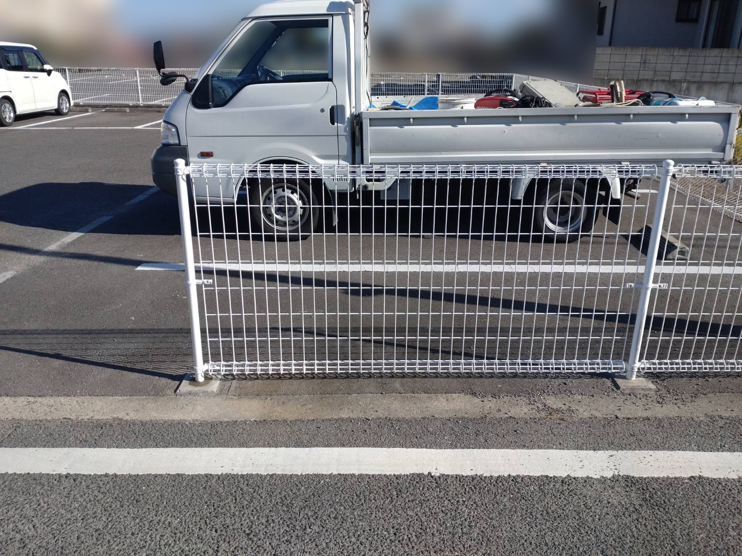 【香川県高松市Ｔ様】駐車場フェンスの修繕、無事完了✨ (株)カインズガーデン｜香川の庭リフォーム工事，庭仕舞い，修繕工事