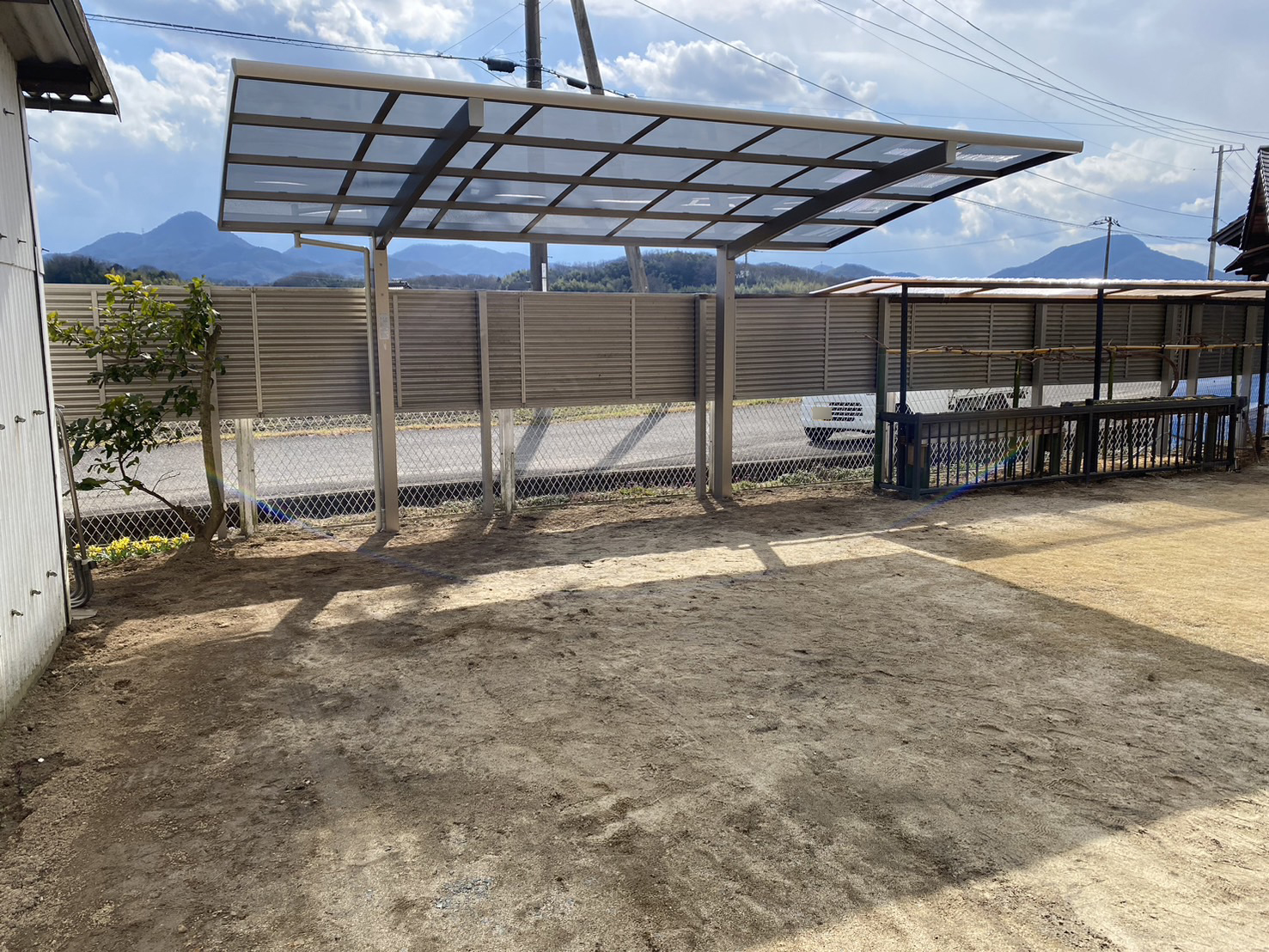 【香川県・綾川町Ｋ様邸】カーポート工事㊗完工 (株)カインズガーデン｜香川県のエクステリア工事，庭リフォーム工事