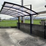 【香川県・琴平町H様邸】カーポートの屋根パネル破損交換、本日着工⛑ (株)カインズガーデン|香川の修繕工事,エクステリア工事