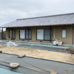 【香川県さぬき市Ｙ様邸】スクリーン（目隠しフェンス）工事、本日着工⛑ (株)カインズガーデン｜香川の庭リフォーム工事，エクステリア工事