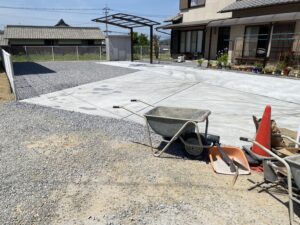 【香川県・綾川町Ｈ様邸】雑草対策の防草シート＋砂利敷き完了！ (株)カインズガーデン｜香川の庭リフォーム工事，庭仕舞い