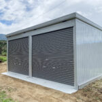 【香川県三豊市財田町Ｏ様】頑丈✊頼れるガレージ２連棟 in栗農場 ㊗完工 (株)カインズガーデン｜香川の物置・エクステリア工事