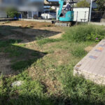 【高松市ＹＯ様邸】裏庭の雑草対策準備✊雑草撤去と鋤取り開始 (株)カインズガーデン｜香川県の庭リフォーム工事，庭仕舞い