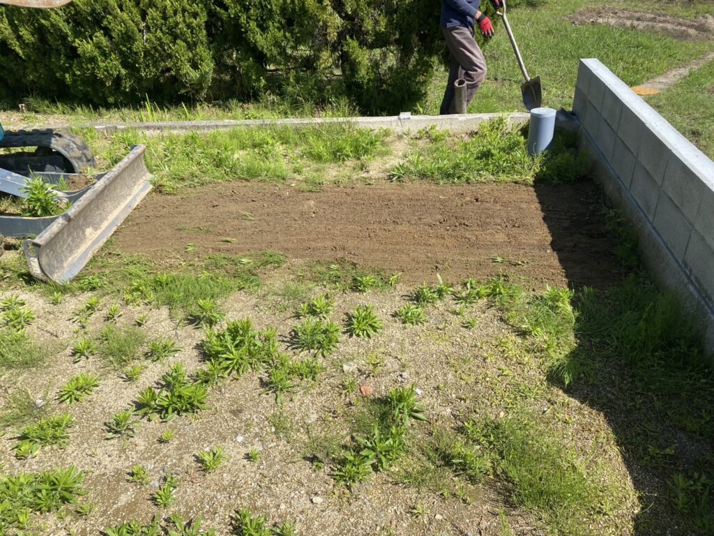 【香川県・綾川町U様邸】裏庭全面の雑草対策工事&目隠しフェンス設置、本日着工⛑ (株)カインズガーデン|香川県の庭仕舞い,庭リフォーム工事 【香川県・綾川町U様邸】裏庭全面の雑草対策工事&目隠しフェンス設置、本日着工⛑ (株)カインズガーデン|香川県の庭仕舞い,庭リフォーム工事