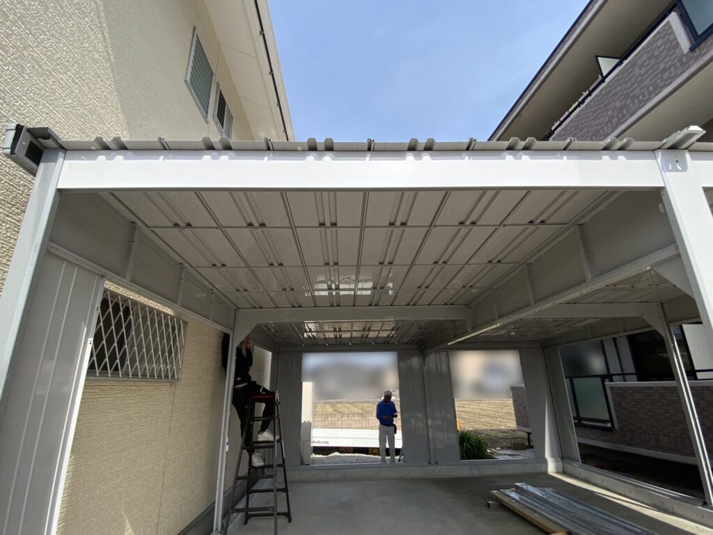 【高松市M様邸】カッコイイ!ガレージ仕上がってきました✨ (株)カインズガーデン|香川県の庭リフォーム工事 【高松市M様邸】カッコイイ!ガレージ仕上がってきました✨ (株)カインズガーデン|香川県の庭リフォーム工事
