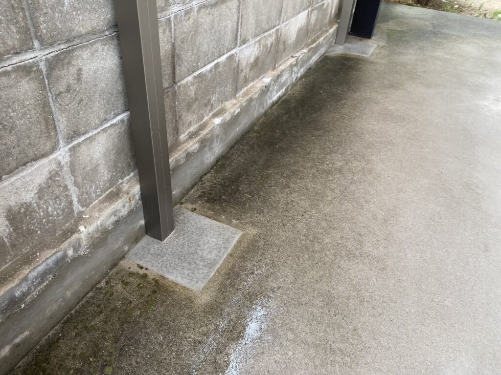 【高松市Ｓ様邸】ブロック塀上の目隠しフェンス設置工事㊗完工✨ (株)カインズガーデン｜香川県の庭リフォーム工事