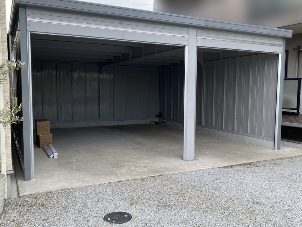 【高松市M様邸】大きくてカッコイイ✨広々2台用ガレージ㊗完工 (株)カインズガーデン|香川県の庭リフォーム工事 【高松市M様邸】大きくてカッコイイ✨広々2台用ガレージ㊗完工 (株)カインズガーデン|香川県の庭リフォーム工事