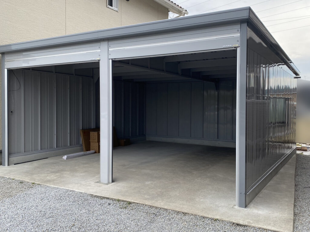 【高松市M様邸】大きくてカッコイイ✨広々2台用ガレージ㊗完工 (株)カインズガーデン|香川県の庭リフォーム工事 【高松市M様邸】大きくてカッコイイ✨広々2台用ガレージ㊗完工 (株)カインズガーデン|香川県の庭リフォーム工事