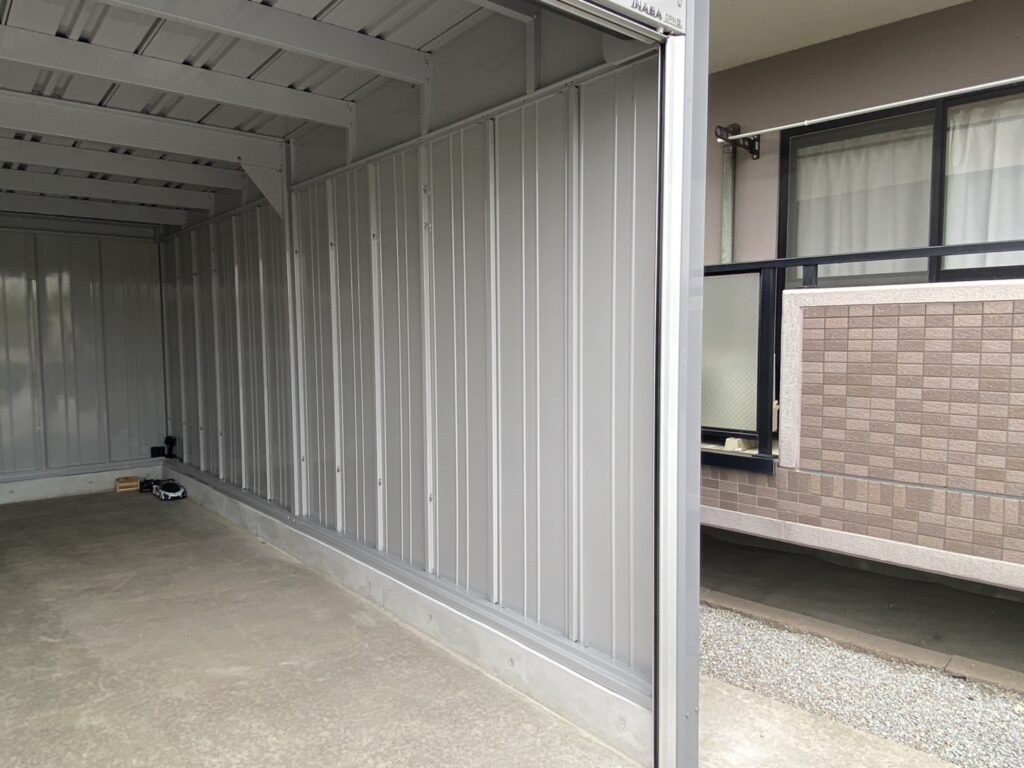 【高松市M様邸】大きくてカッコイイ✨広々2台用ガレージ㊗完工 (株)カインズガーデン|香川県の庭リフォーム工事 【高松市M様邸】大きくてカッコイイ✨広々2台用ガレージ㊗完工 (株)カインズガーデン|香川県の庭リフォーム工事