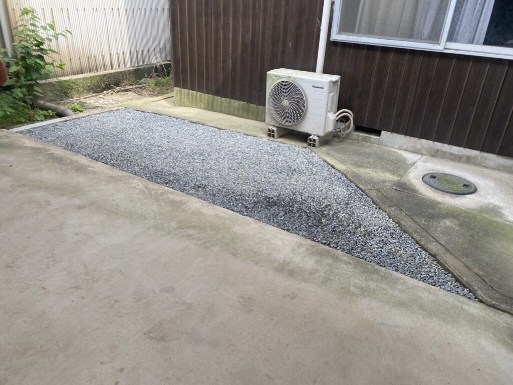 【三豊市山本町MO様邸】お庭全面の雑草対策工事&フェンス門扉設置㊗完工 (株)カインズガーデン|香川県の庭仕舞い工事 【三豊市山本町MO様邸】お庭全面の雑草対策工事&フェンス門扉設置㊗完工 (株)カインズガーデン|香川県の庭仕舞い工事