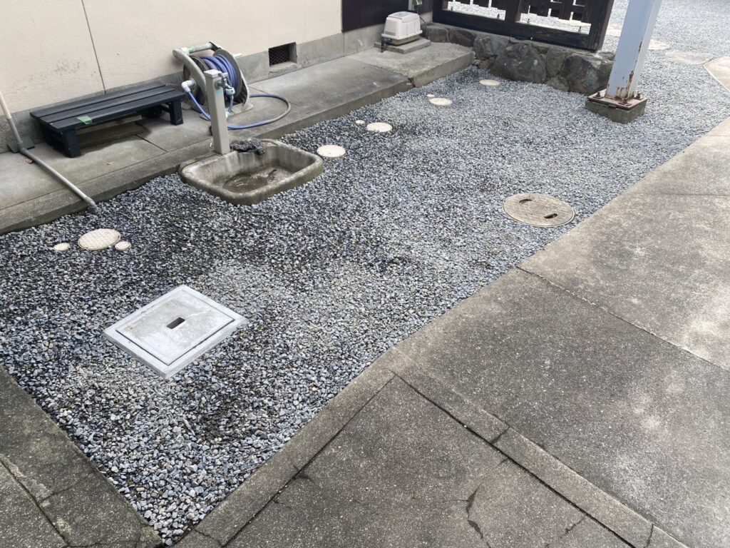 【三豊市山本町MO様邸】お庭全面の雑草対策工事&フェンス門扉設置㊗完工 (株)カインズガーデン|香川県の庭仕舞い工事 【三豊市山本町MO様邸】お庭全面の雑草対策工事&フェンス門扉設置㊗完工 (株)カインズガーデン|香川県の庭仕舞い工事