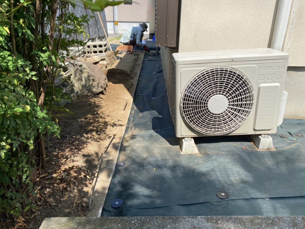 【高松市A様邸】お家周りの雑草や植栽スッキリ✨雑草対策工事㊗完工 (株)カインズガーデン|香川県の庭リフォーム工事 【高松市A様邸】お家周りの雑草や植栽スッキリ✨雑草対策工事㊗完工 (株)カインズガーデン|香川県の庭リフォーム工事