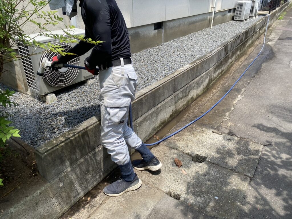 【高松市A様邸】お家周りの雑草や植栽スッキリ✨雑草対策工事㊗完工 (株)カインズガーデン|香川県の庭リフォーム工事 【高松市A様邸】お家周りの雑草や植栽スッキリ✨雑草対策工事㊗完工 (株)カインズガーデン|香川県の庭リフォーム工事