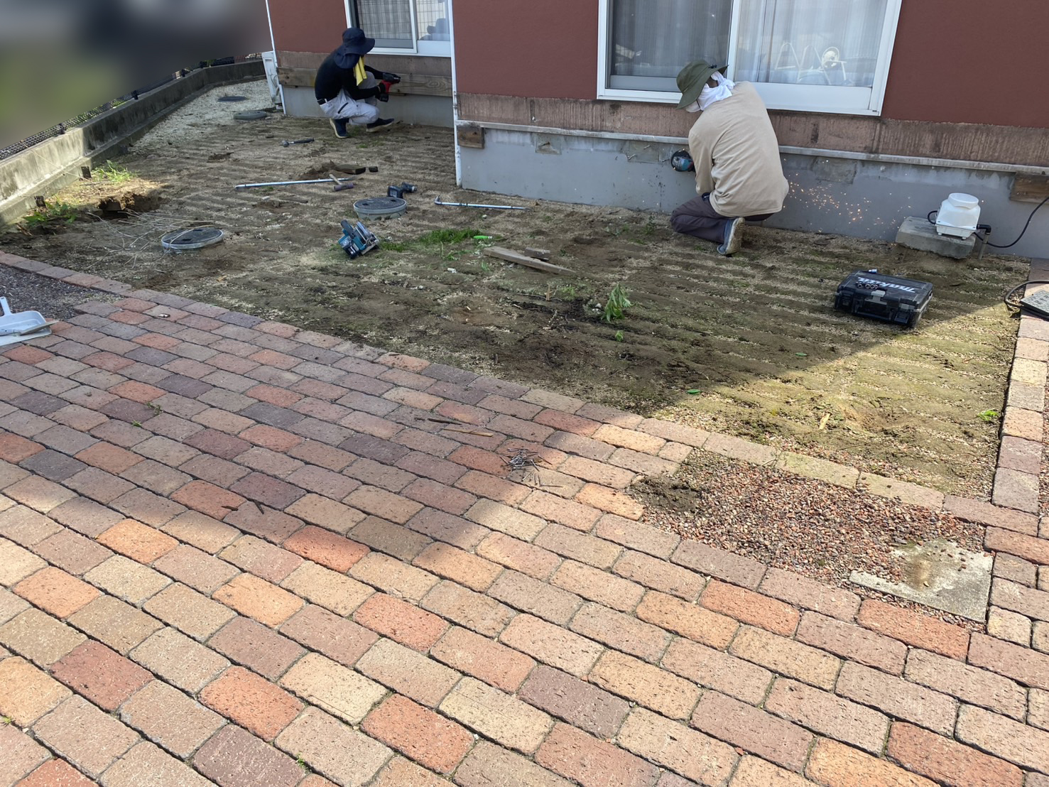 【高松市SA様邸】木製ウッドデッキと木製フェンスのリフォーム本日着工⛑ (株)カインズガーデン|香川県の庭リフォーム工事 【高松市SA様邸】木製ウッドデッキと木製フェンスのリフォーム本日着工⛑ (株)カインズガーデン|香川県の庭リフォーム工事