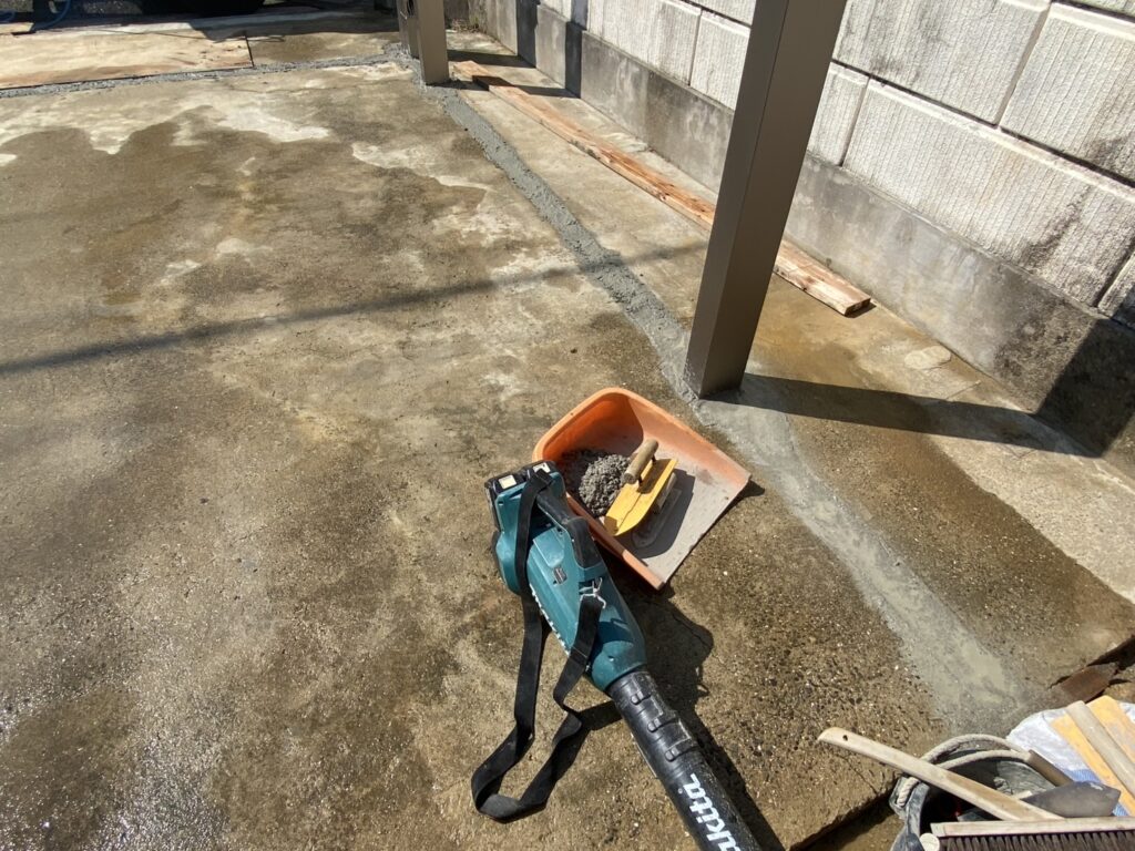 【綾川町MI様邸】枯山水のお庭や裏庭の雑草対策完了✨駐車場周辺のコンクリート打設も完了 (株)カインズガーデン|香川県の庭リフォーム工事 【綾川町MI様邸】枯山水のお庭や裏庭の雑草対策完了✨駐車場周辺のコンクリート打設も完了 (株)カインズガーデン|香川県の庭リフォーム工事