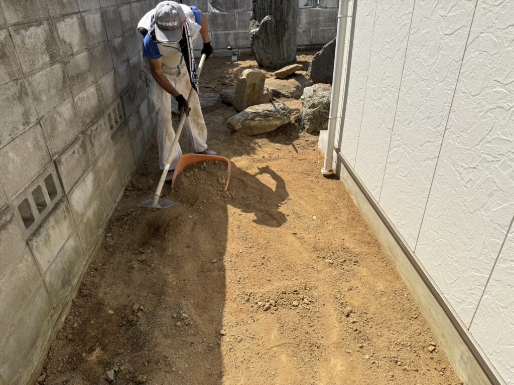 【綾川町ＭＩ様邸】庭石を活かし、風情あるお庭へ✨庭石再配置完了 (株)カインズガーデン｜香川の庭リフォーム工事，庭仕舞い