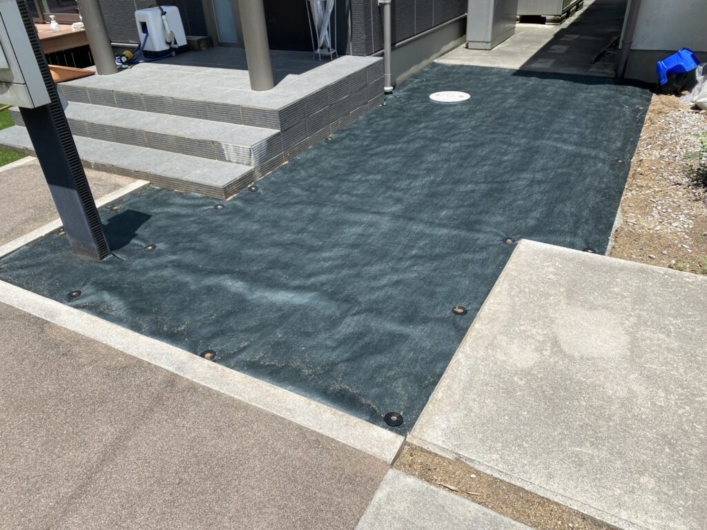 【綾川町Ｏ様邸】人工芝でスッキリ✨鮮やかに広がる緑のお庭㊗完工 (株)カインズガーデン｜香川県の庭リフォーム工事