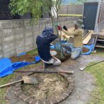 【坂出市Ａ様邸】植栽移設＆カーポートやテラス設置中 (株)カインズガーデン｜香川県の庭リフォーム工事，エクステリア工事