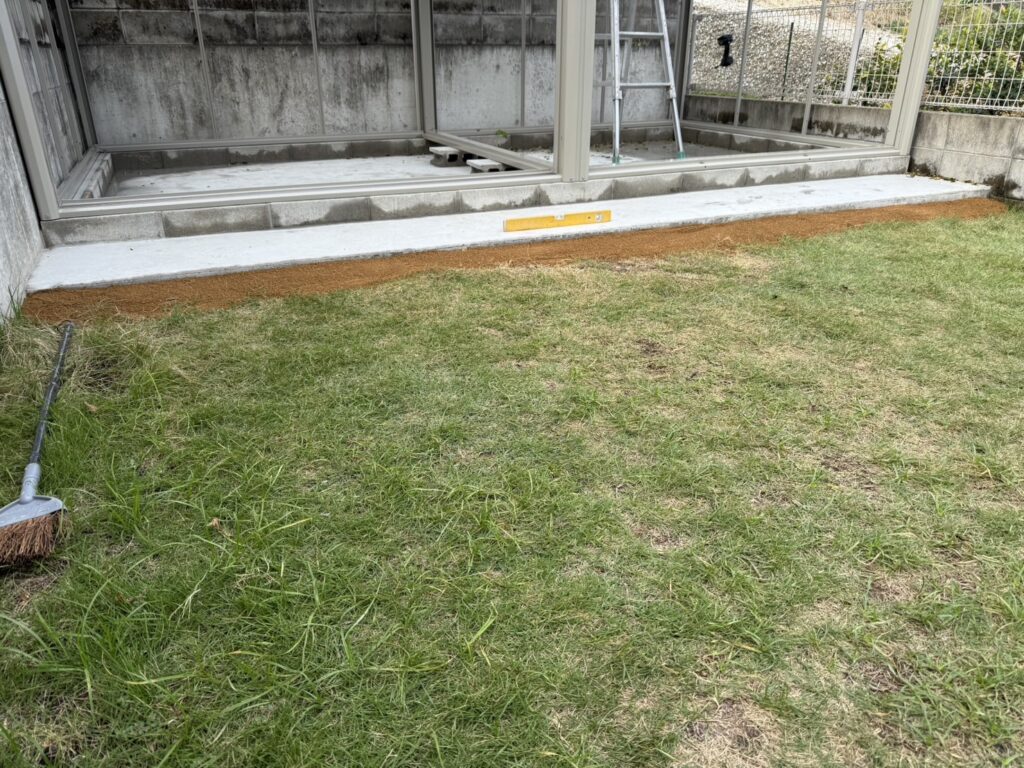 【観音寺市Ｓ様邸】裏庭に大サイズ物置完成✨庭リフォーム工事㊗完工 (株)カインズガーデン｜香川県の庭仕舞い工事