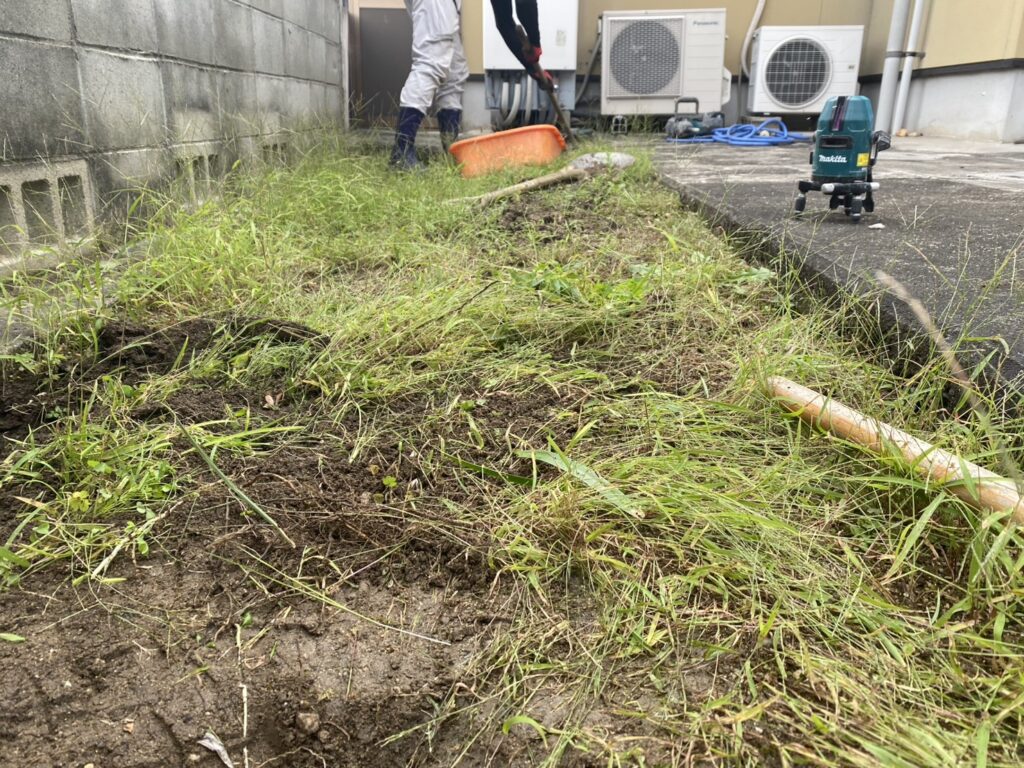 【綾川町SI様邸】「花壇をスッキリし草が生えないように」庭仕舞い着工⛑ (株)カインズガーデン|香川県の庭リフォーム工事 【綾川町SI様邸】「花壇をスッキリし草が生えないように」庭仕舞い着工⛑ (株)カインズガーデン|香川県の庭リフォーム工事
