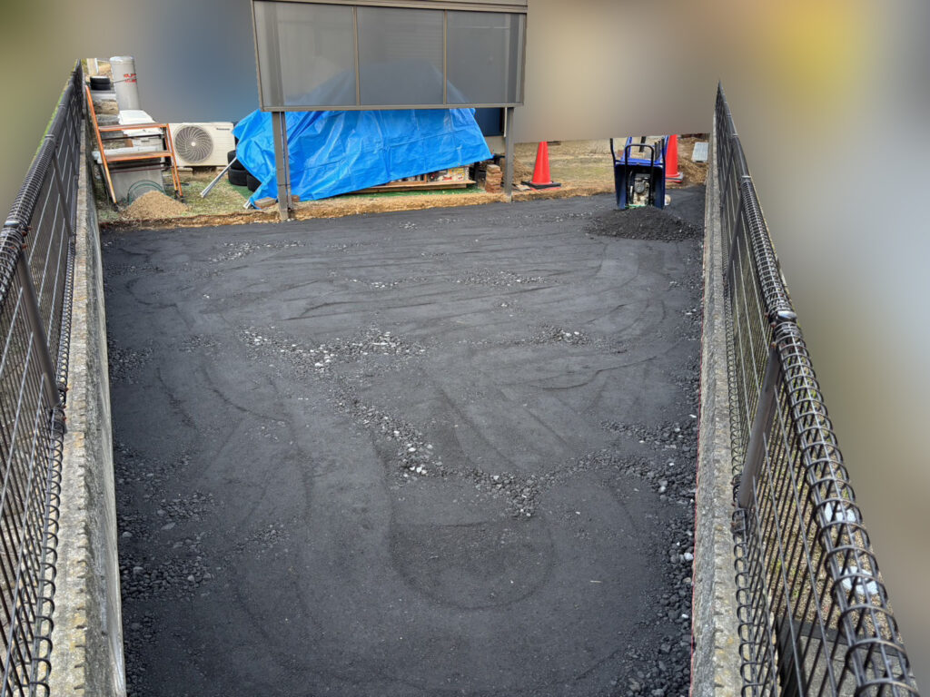 【綾川町Ｍ様邸・Ｙ様邸】駐車場拡張＆庭仕舞い工事｜庭木植栽や既存物撤去し駐車スペースを拡張します