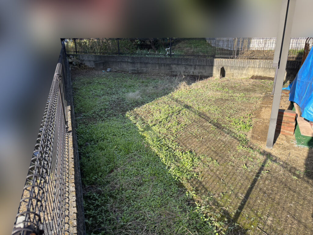 【綾川町Ｍ様邸・Ｙ様邸】駐車場拡張＆庭仕舞い工事｜庭木植栽や既存物撤去し駐車スペースを拡張します