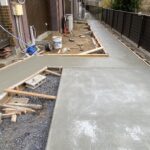 【綾川町Ｍ様邸】庭仕舞い＆駐車場拡張工事｜拡張駐車スペースの土間準備中です (株)カインズガーデン｜香川県の庭仕舞い工事