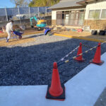 【綾川町Ｍ様邸】庭仕舞い＆駐車場拡張工事｜広くなった駐車スペースにもコンクリートを打設します (株)カインズガーデン