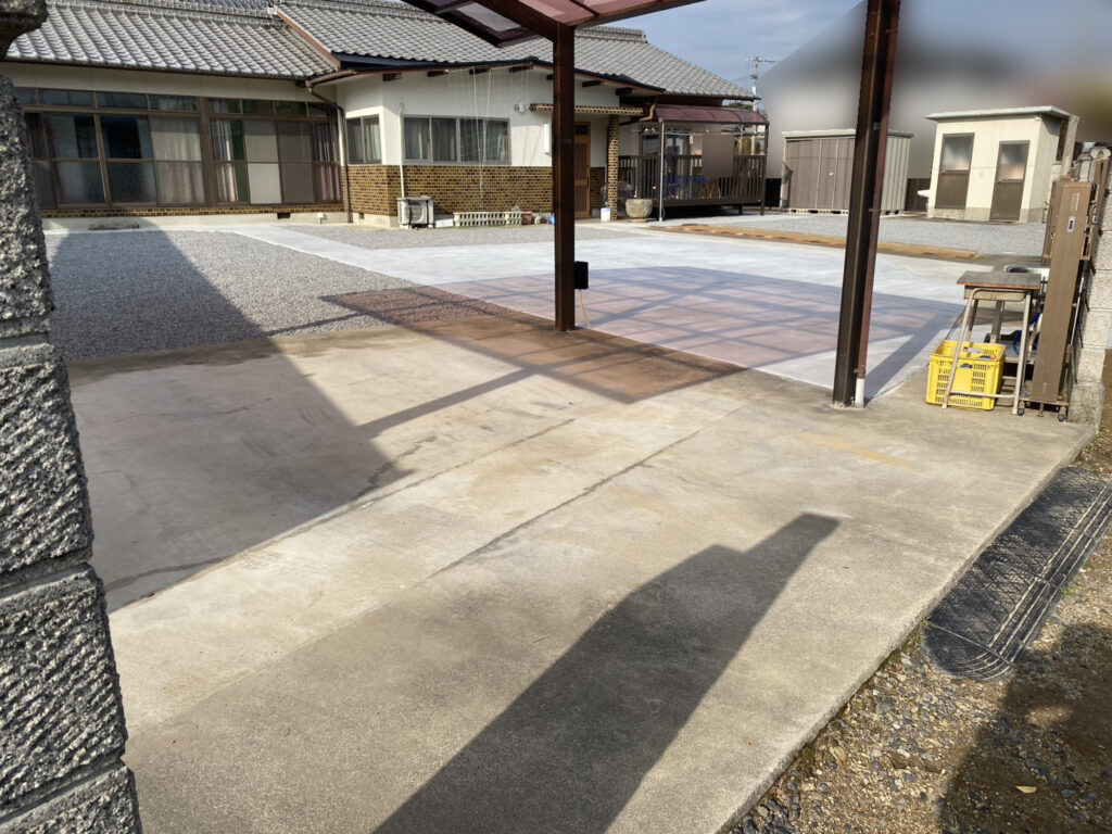 【綾川町Ｍ様邸】庭じまい工事㊗完工｜駐車場広々！お庭は防草シート＆砂利でスッキリ爽快仕上げ✨ (株)カインズガーデン