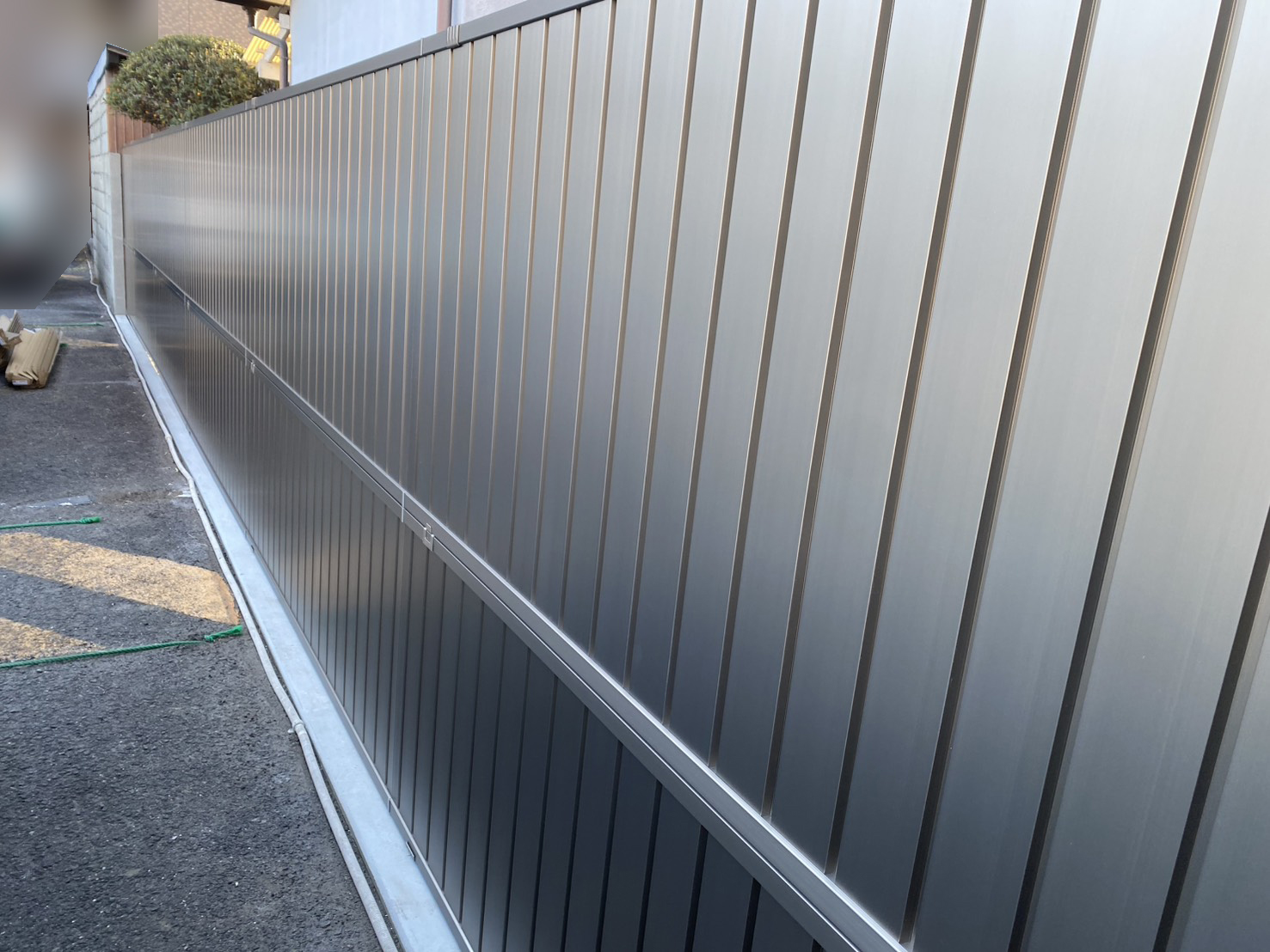 【高松市Ｋ様邸】塀工事㊗完工｜８段積ブロック塀から、スッキリ軽量長持ち＆安心の目隠しフェンス✨ (株)カインズガーデン