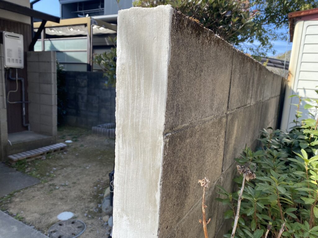 【香川町Ｈ様邸二期】ブロックフェンス工事㊗完工｜軽量メッシュフェンスで安心✨境界面スッキリ完成 (株)カインズガーデン