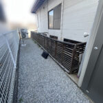 【高松市Ａ様邸】雑草対策工事着工⛑｜雑草や低木・木製フェンスも撤去し、景観スッキリに仕上げます (株)カインズガーデン