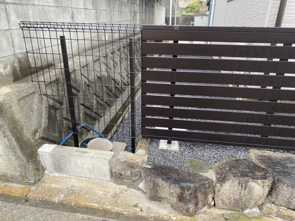 【綾川町Ｓ様邸】庭仕舞い工事㊗完工｜お庭は雑草対策バッチリ👍目隠しフェンスで囲いスッキリ完了✨ (株)カインズガーデン