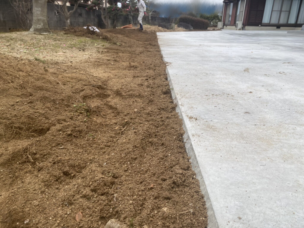 【綾川町Ｔ様邸】雑草対策＆庭仕舞い工事㊗完工｜コンクリートの最強雑草対策仕上げでスッキリ完了✨ (株)カインズガーデン